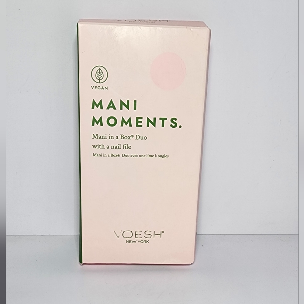 VOESH mani moments